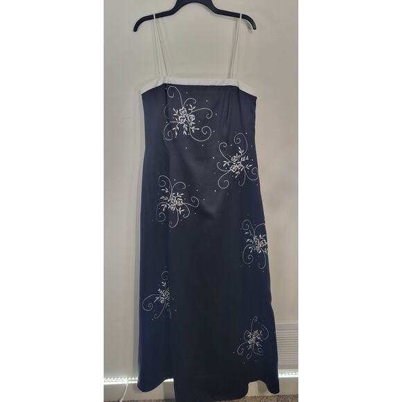 Betsy & Adam by Jaslene Dress Size 14W Black/White Long Evening Gown Vintage - Picture 1 of 9